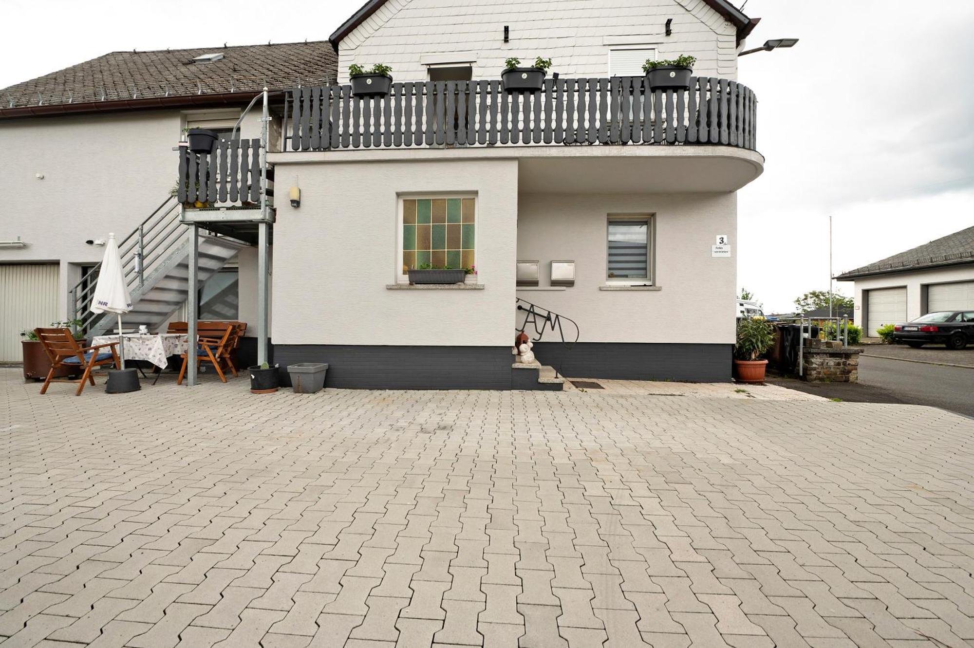 Picco 1 Apartment Beuren  Bagian luar foto